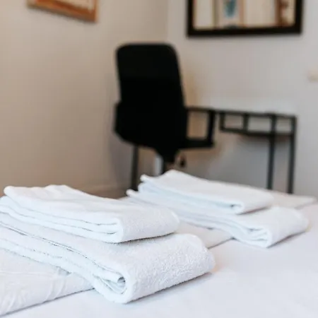 Double Bed Av Da Republic Ii Gasthof *